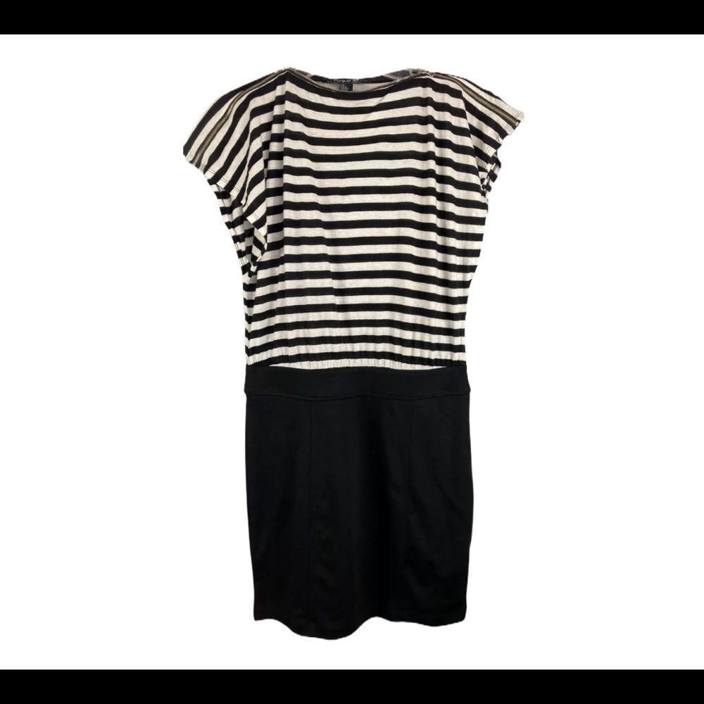 FOREVER 21 Women's Short Sleeves Striped dress